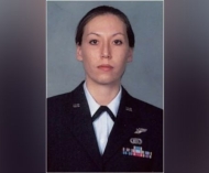 FBI悬赏20万美元通缉美国前女特工：13年前入境伊朗后叛国，传递五角大楼机 ...
