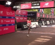 人类全马首次破2！伦敦马拉松见证奇迹 萨维1小时59分30秒夺冠 ...